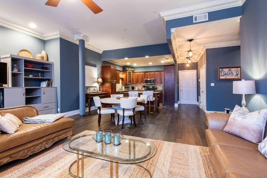 Downtown Sophistication/ Two Bedroom / Two Bath Louisville Bagian luar foto